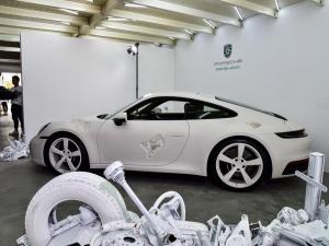 Porsche 911 Carrera 4S Crystal Eroded Art Car by Daniel Arsham 2020 года 